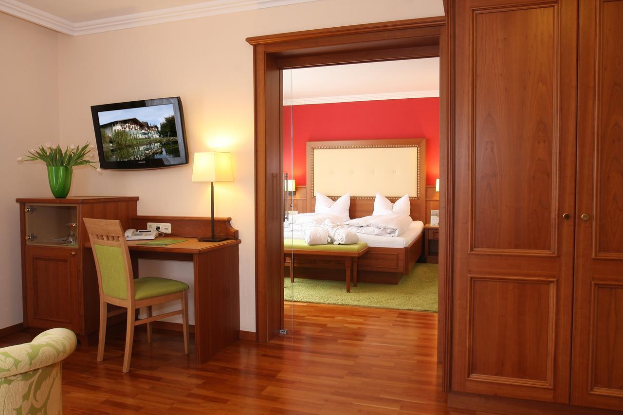 Hotel Neue Post Bodenmais Exterior photo